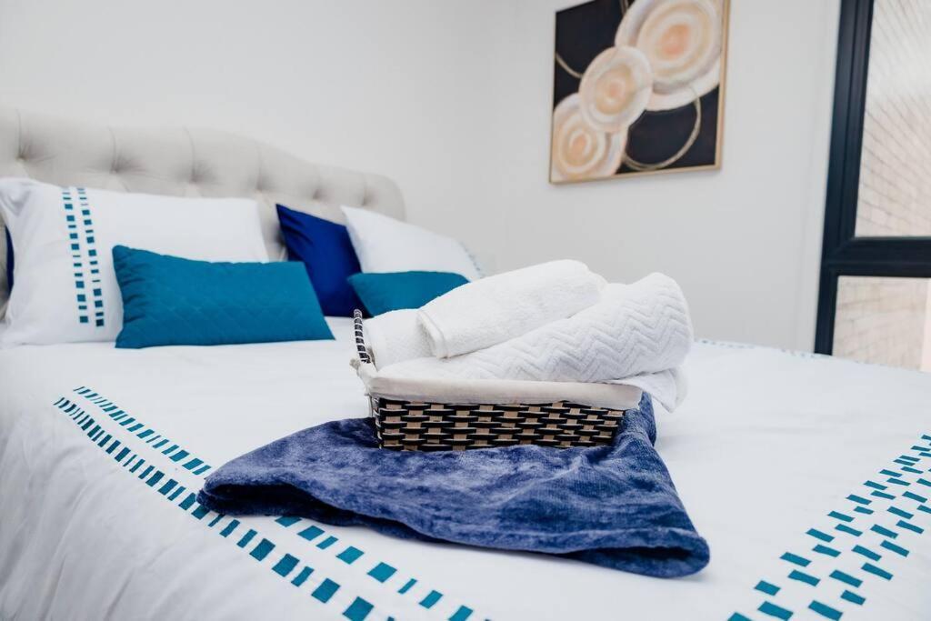 Apartamento De Lujo En Zona 10 جواتيمالا المظهر الخارجي الصورة