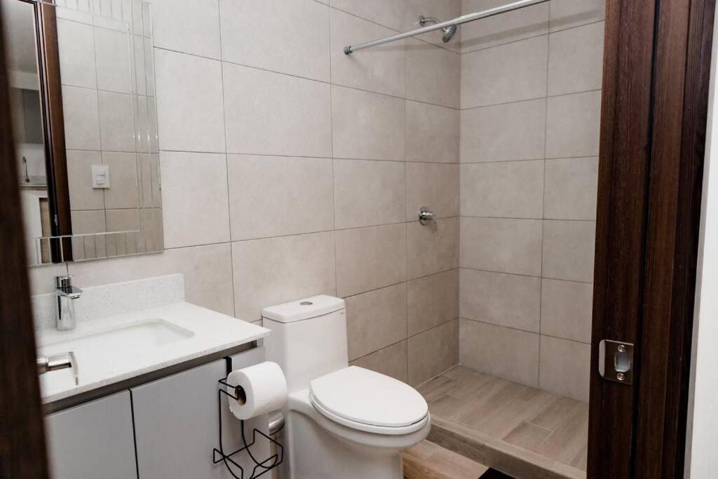 Apartamento De Lujo En Zona 10 جواتيمالا المظهر الخارجي الصورة